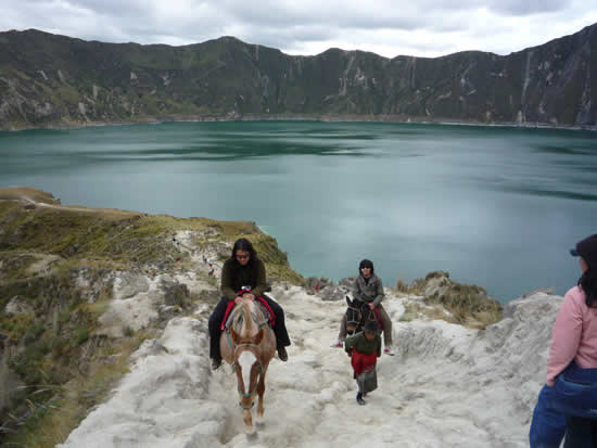 quilotoa horsing